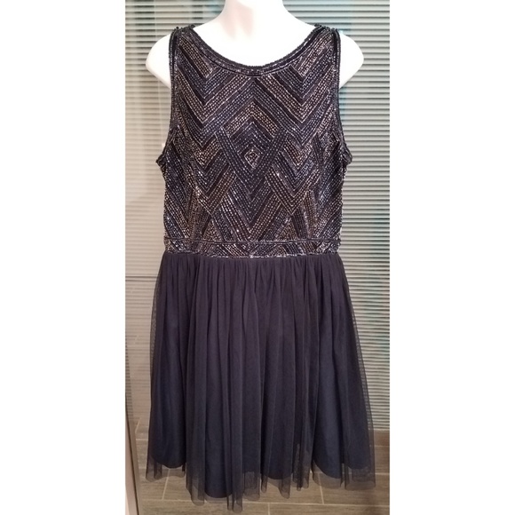 Adrianna Papell Dresses & Skirts - Adrianna Papell Beaded Art Deco Cocktail Dress